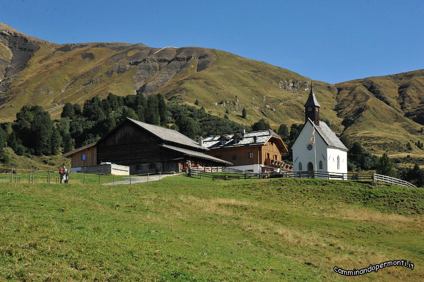 143 Rifugio Zallinger.JPG